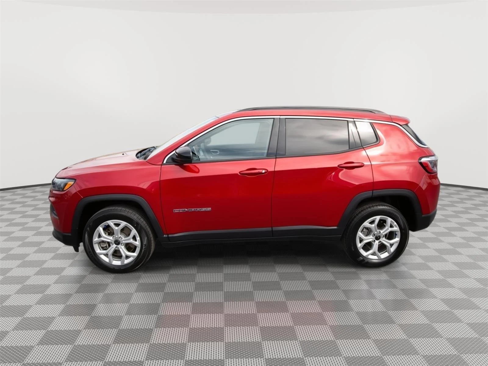 Used 2025 Jeep Compass Latitude with VIN 3C4NJDBN7ST523623 for sale in Waynesboro, PA