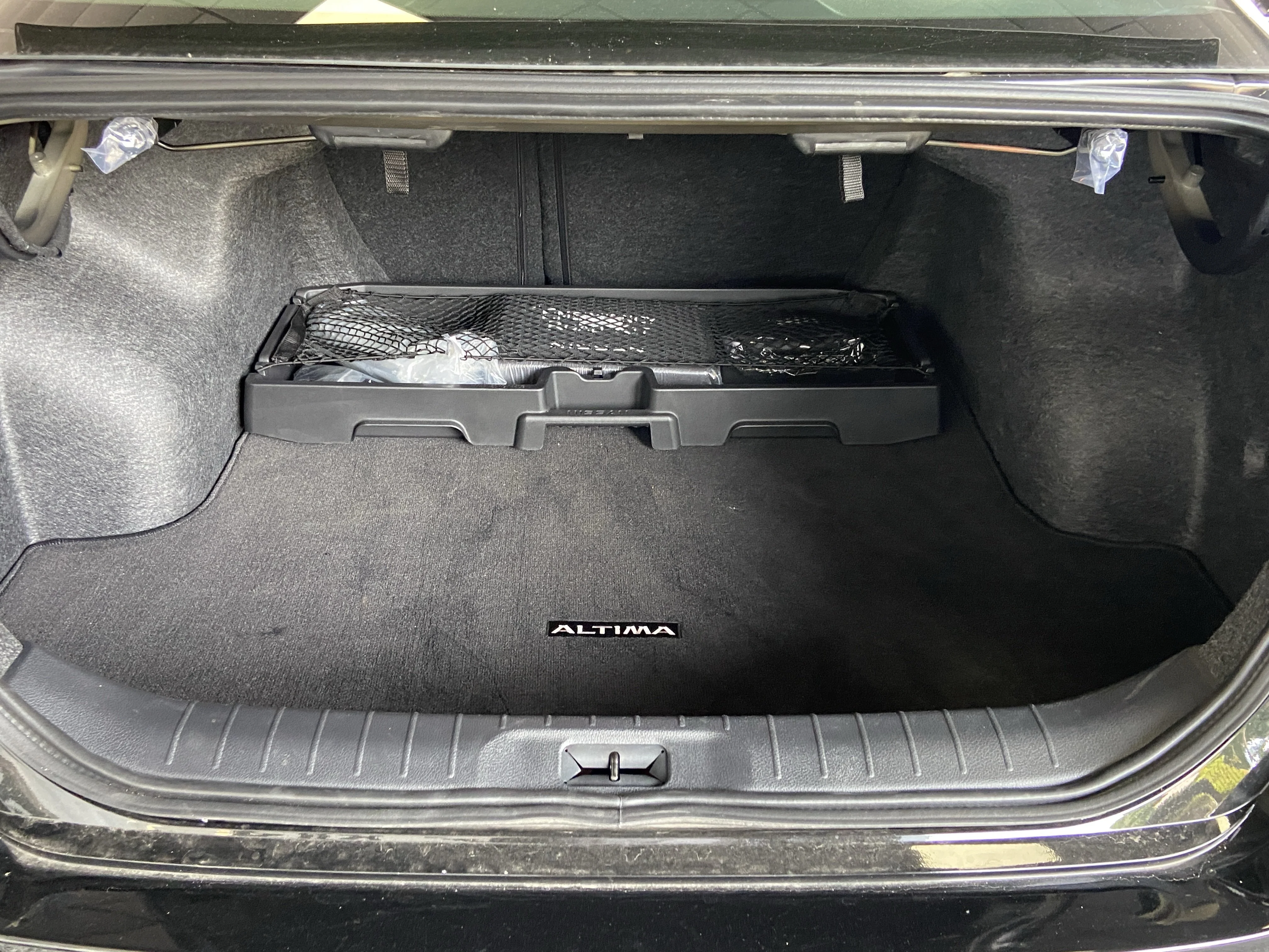 2025 Nissan Altima SV - Photo 31