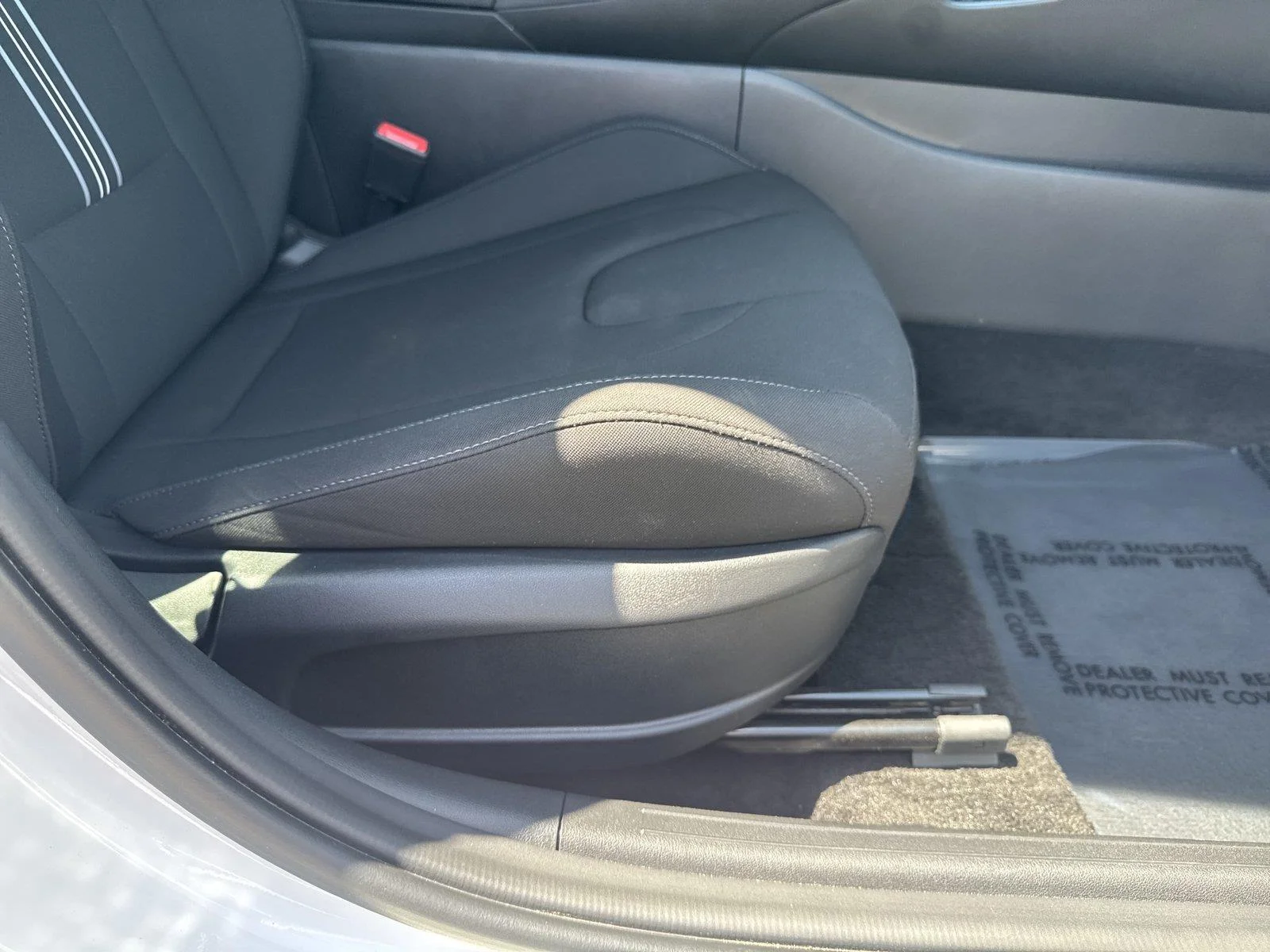 Used 2025 Serenity White Hyundai SEL Convenience image 37
