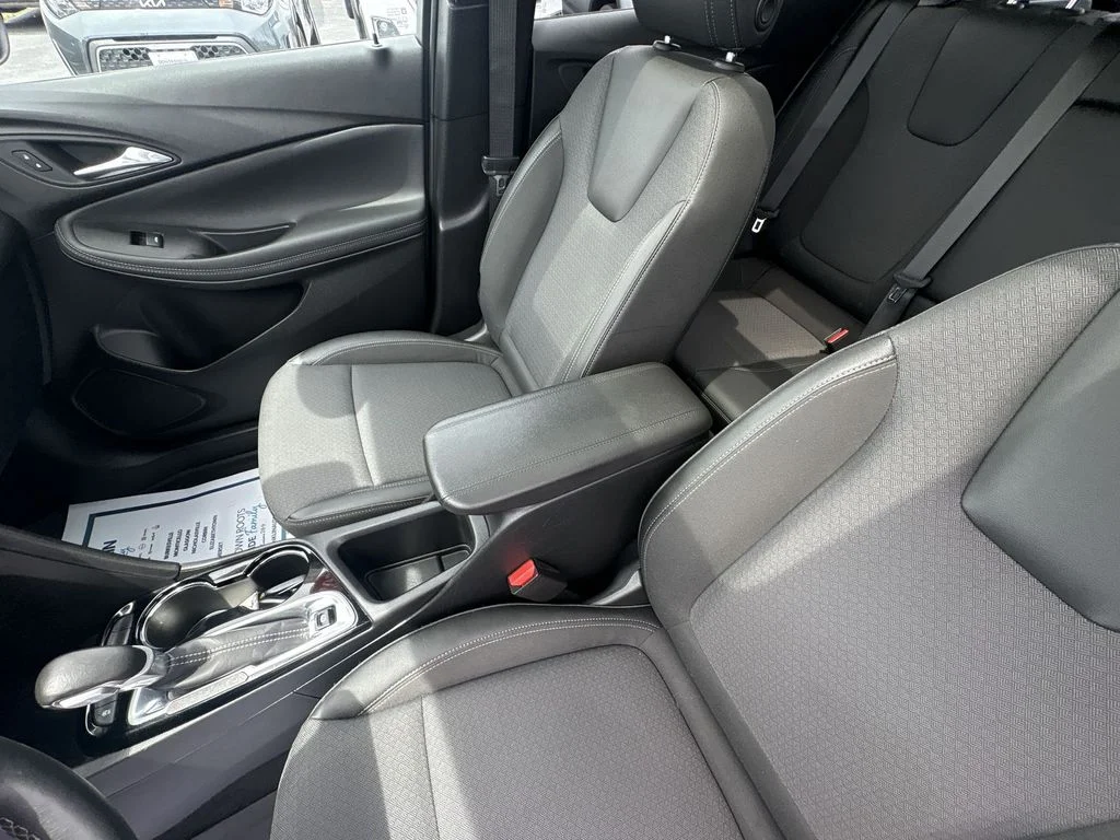 Used 2023 Gray Buick Select image 21