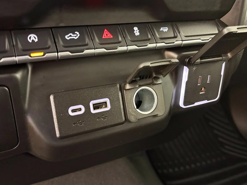 Used 2024 Black Chevrolet Custom image 32