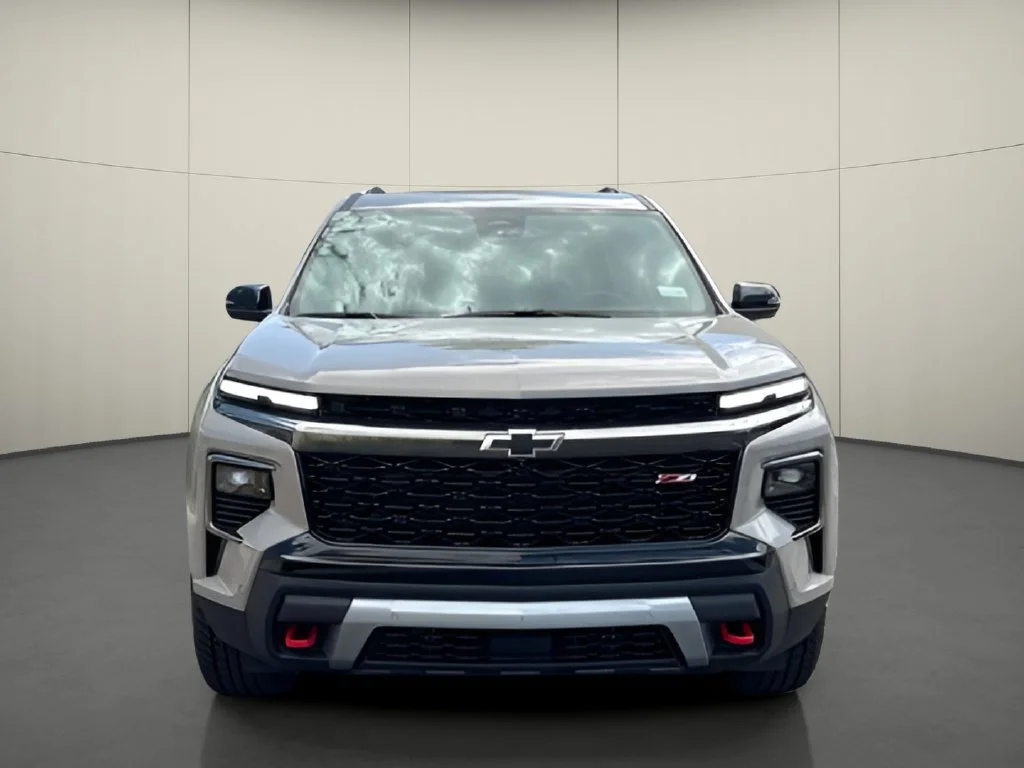 New 2026 Sandstone Gray Chevrolet Z71 image 5