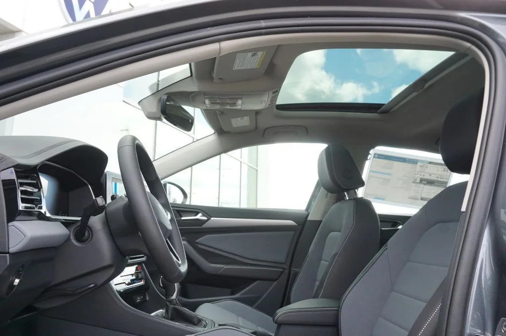 New 2026 Gray Volkswagen 1.5T SE image 22