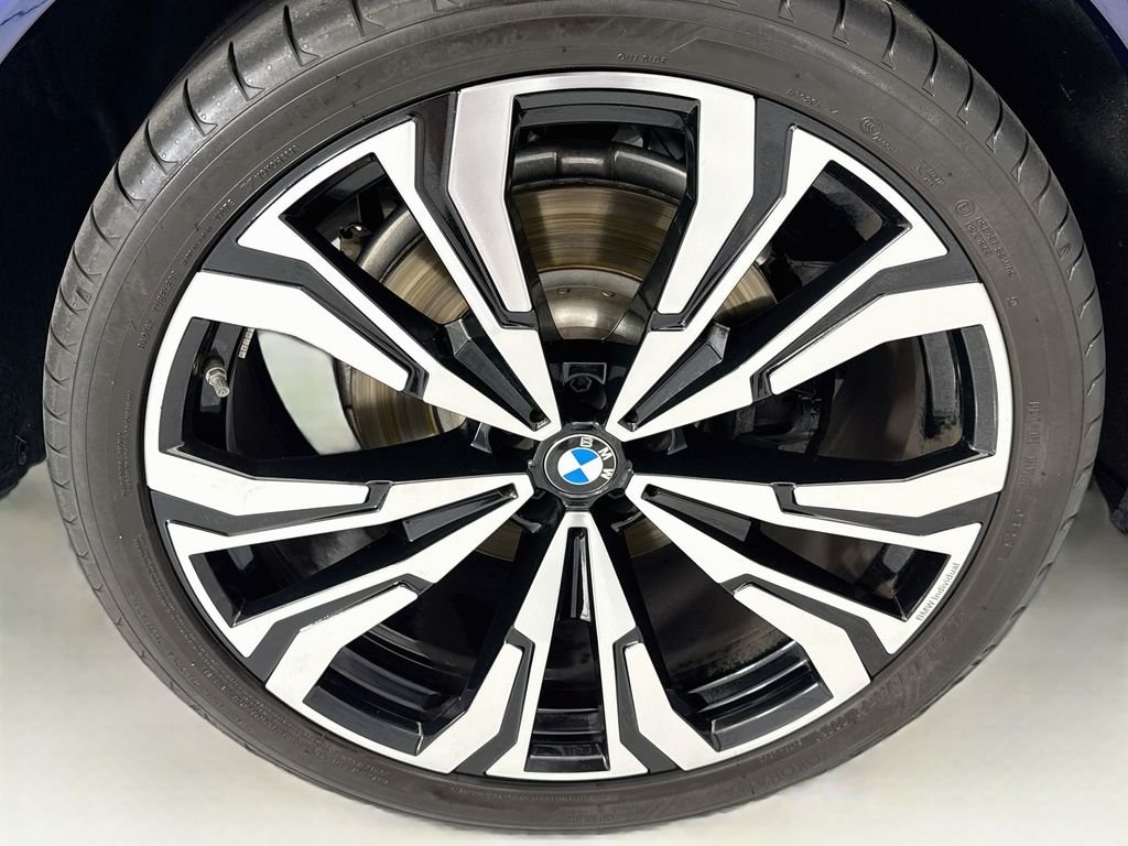 2026 BMW X7 40i - Photo 32