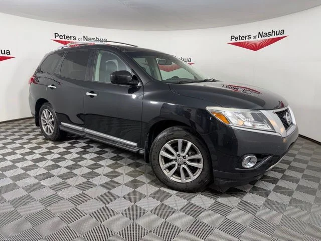2015 Nissan Pathfinder SL 4WD's photo