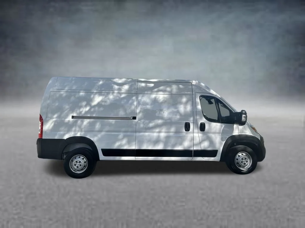 Used 2023 White Ram High Roof image 8