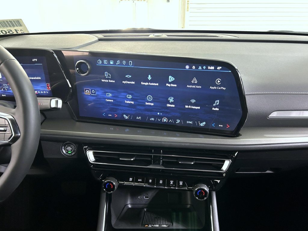 2027 Chevrolet Traverse LT - Photo 12