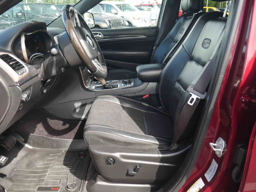 Used 2017 Red Jeep Overland image 28