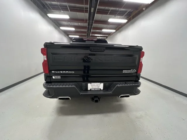 2023 Chevrolet Silverado 1500 High Country - Photo 7