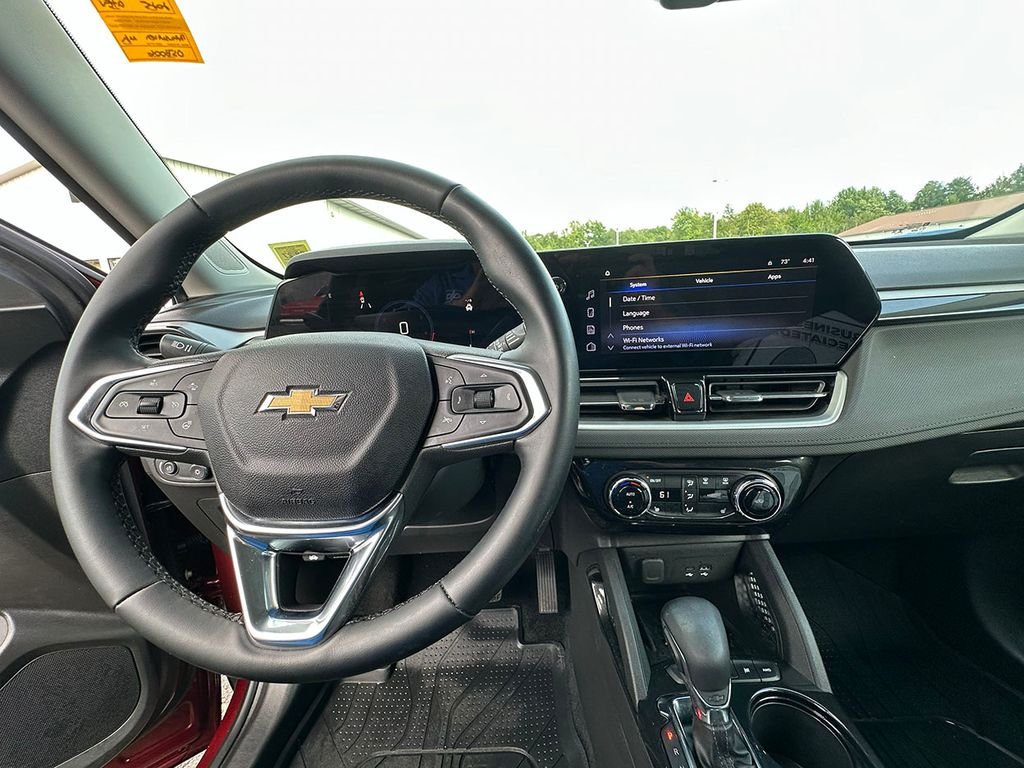 Used 2025 Red Chevrolet LT image 38