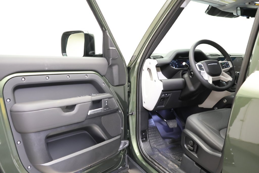 New 2026 Woolstone Green LAND ROVER S image 28