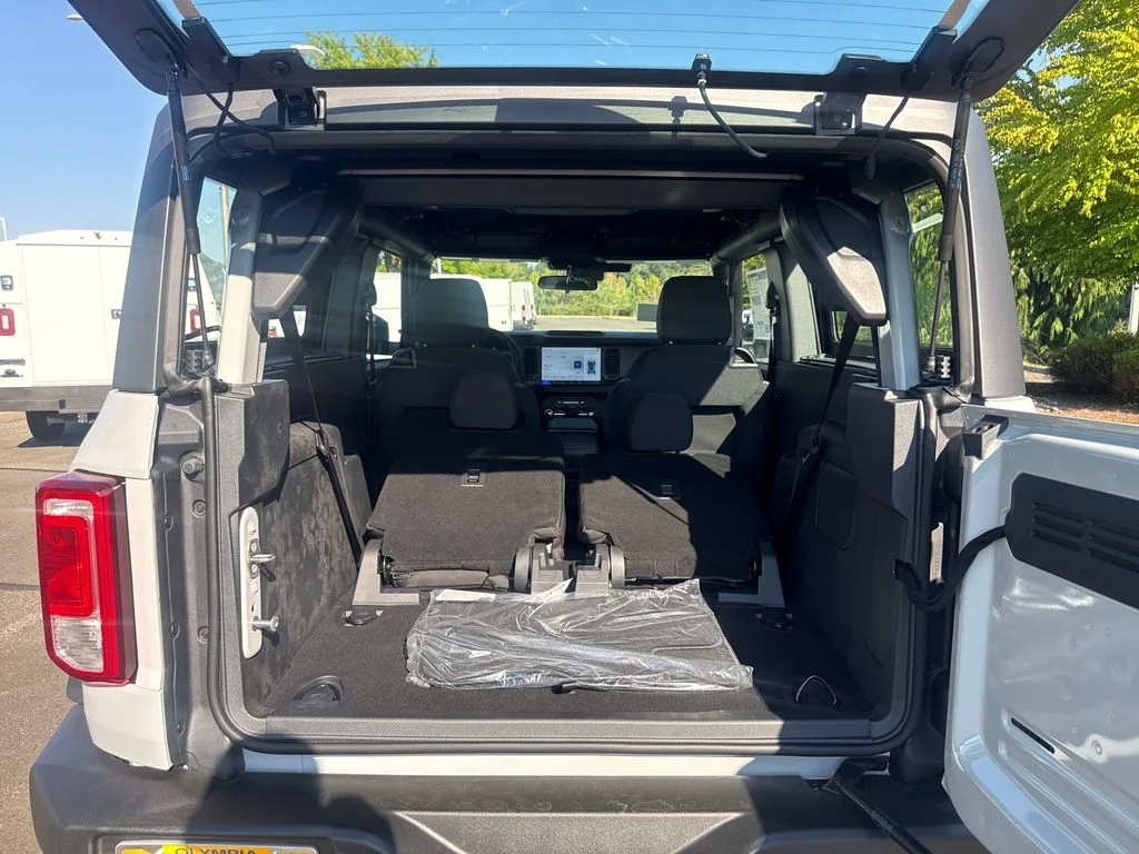 New 2026 White Ford Base image 28