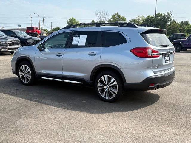 Used 2022 Silver Subaru Limited image 5