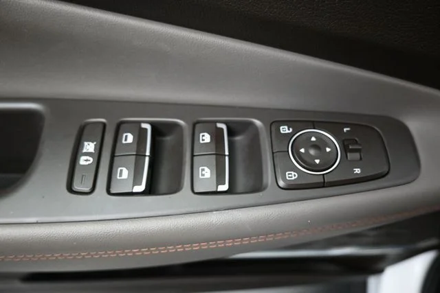Used 2020 Gray Hyundai Limited image 23
