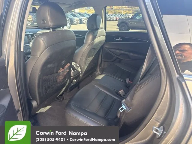Used 2018 Gray Kia LX image 12