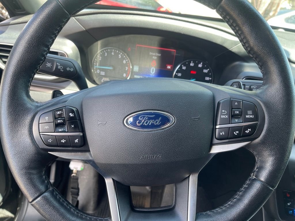 Used 2020 Gray Ford Limited image 24