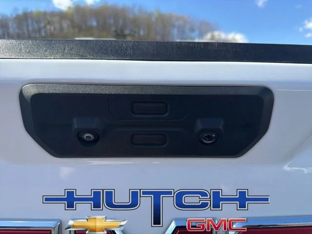 Used 2023 Summit White GMC SLT image 18