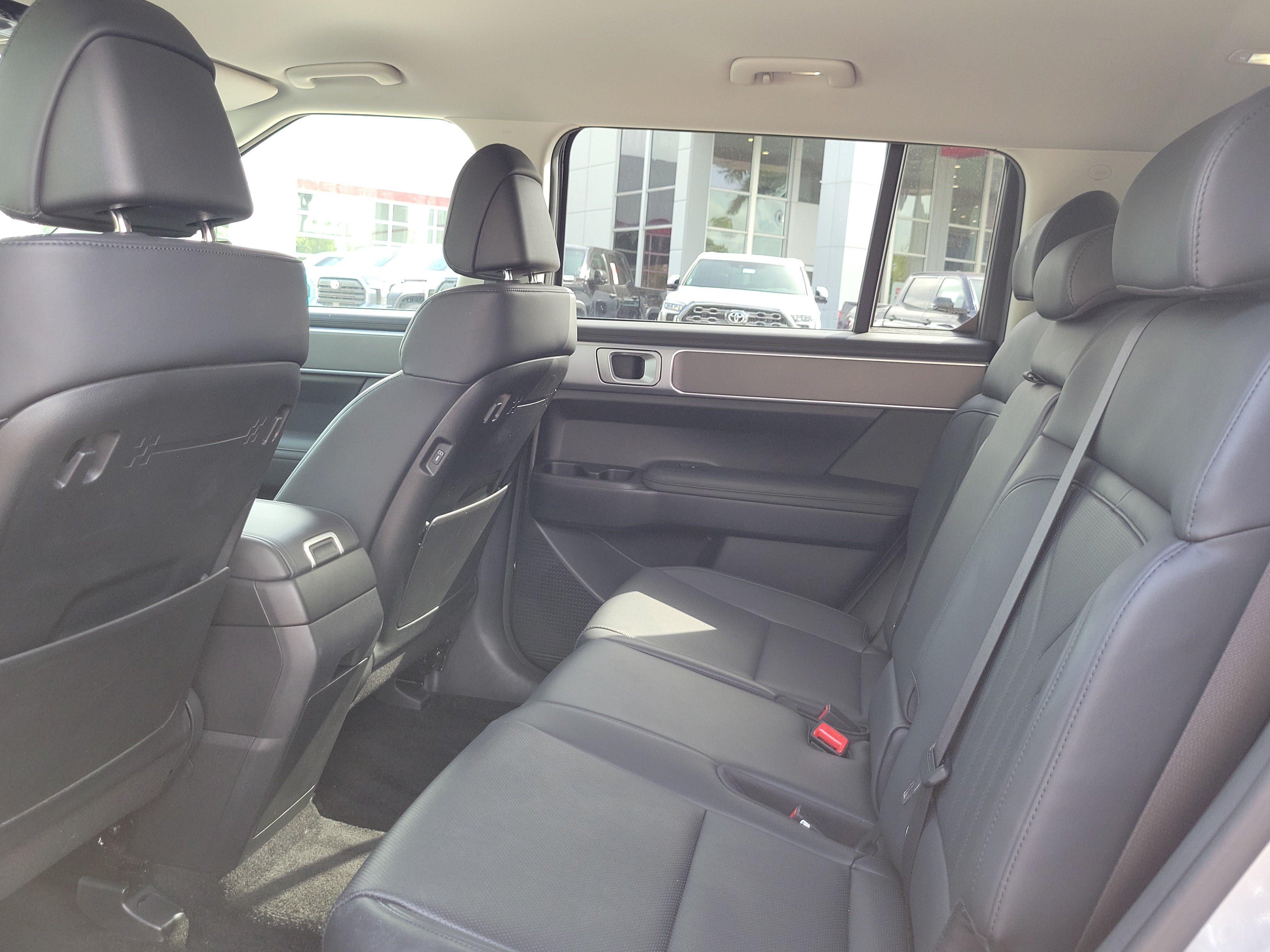 Used 2026 Shimmering Silver Hyundai SEL image 14