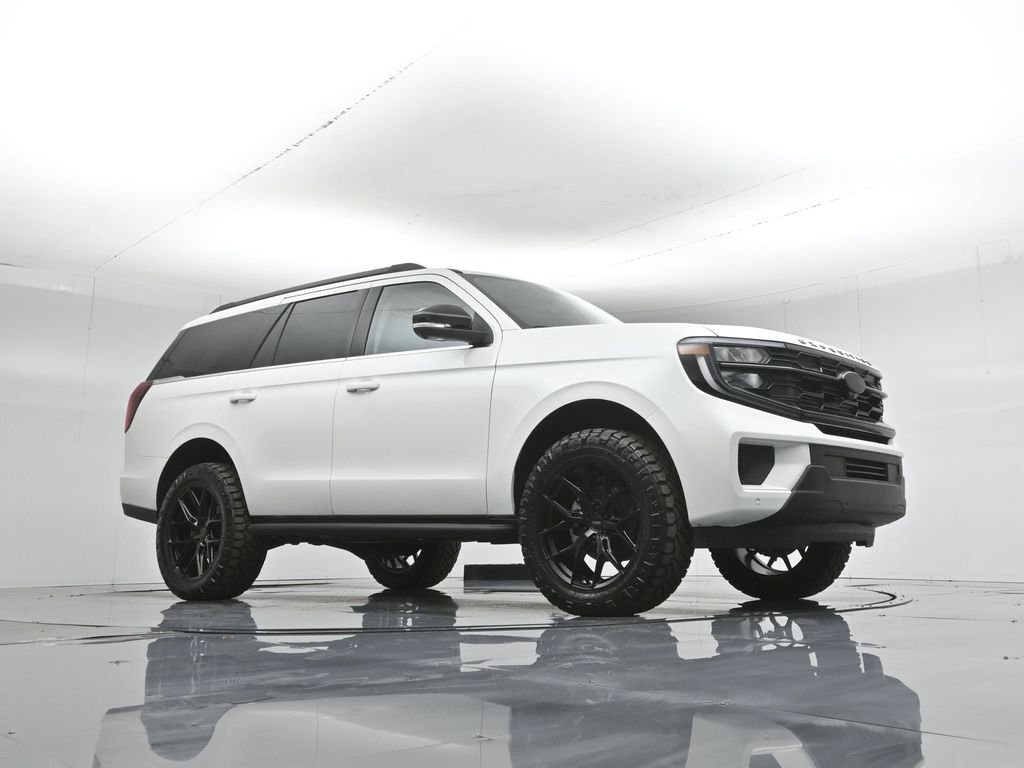 New 2026 Star White Metallic Tri-Coat Ford Active image 3