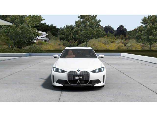 New 2026 Mineral White Metallic BMW eDrive40 image 3