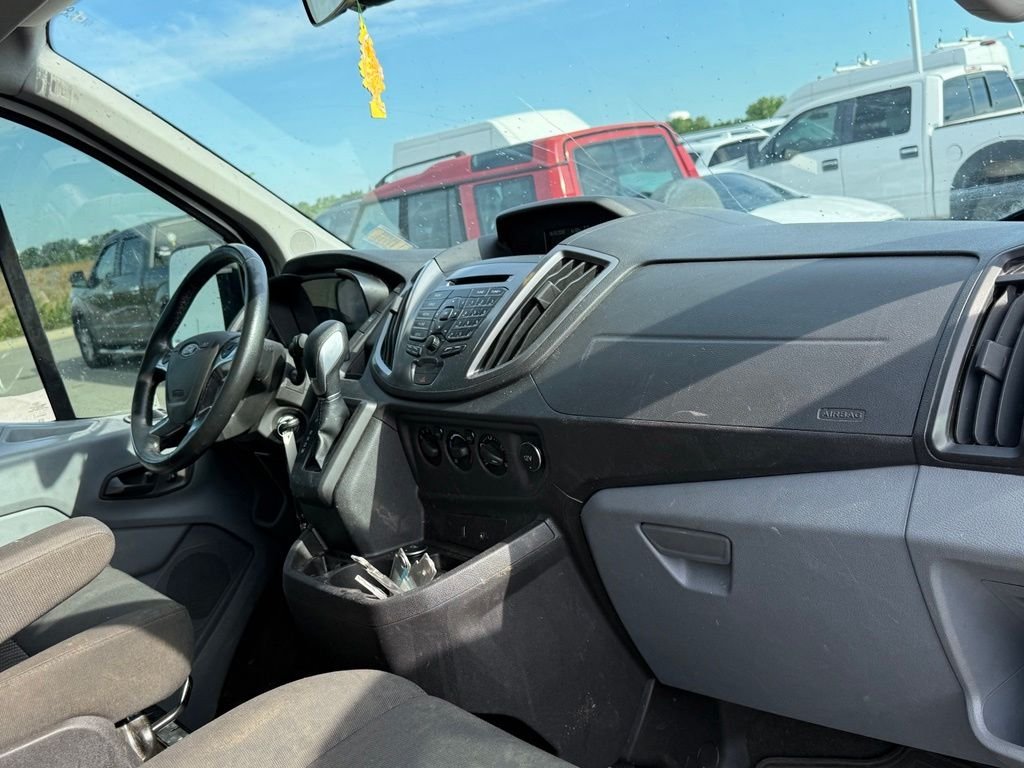 Used 2016 White Ford XLT image 7