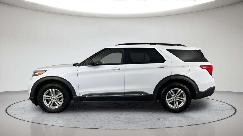 Used 2020 Oxford White Ford XLT image 6