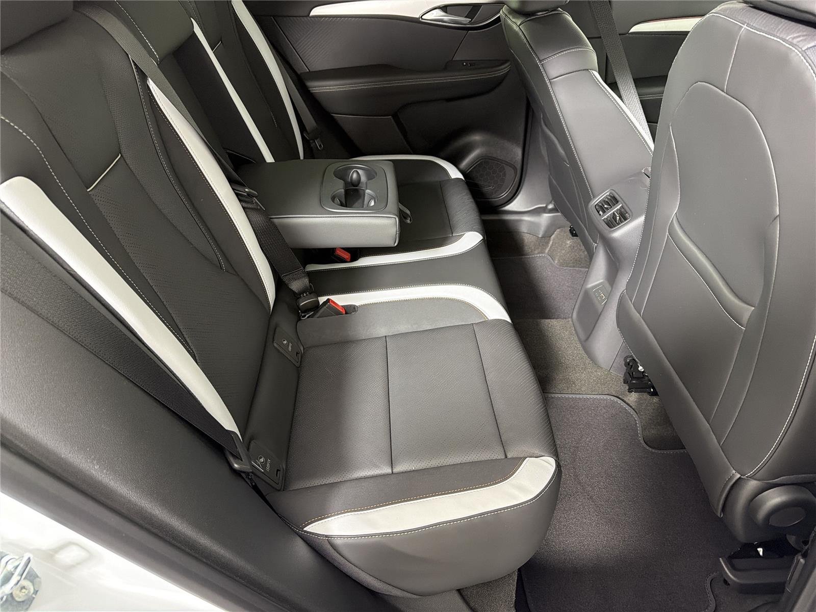 2026 Buick Envision Sport Touring - Photo 13