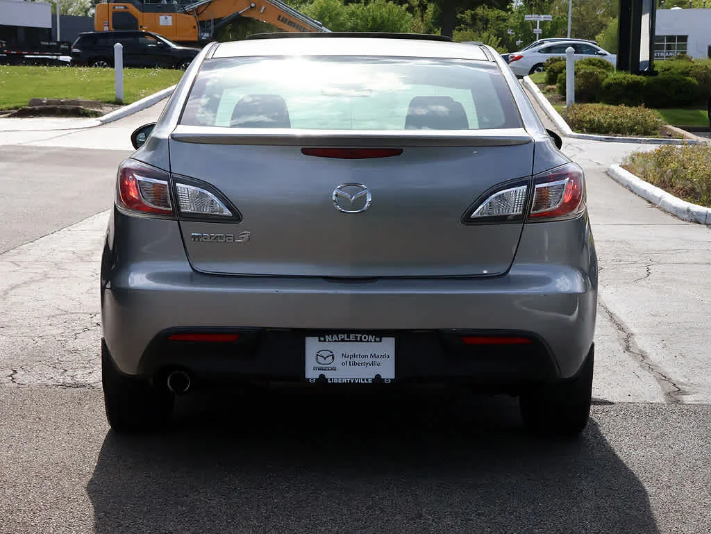 Used 2010 Mazda MAZDA3 i Touring with VIN JM1BL1SF4A1238470 for sale in Libertyville, IL