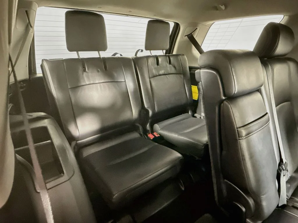 Used 2014 Classic Silver Metallic Toyota Limited image 26