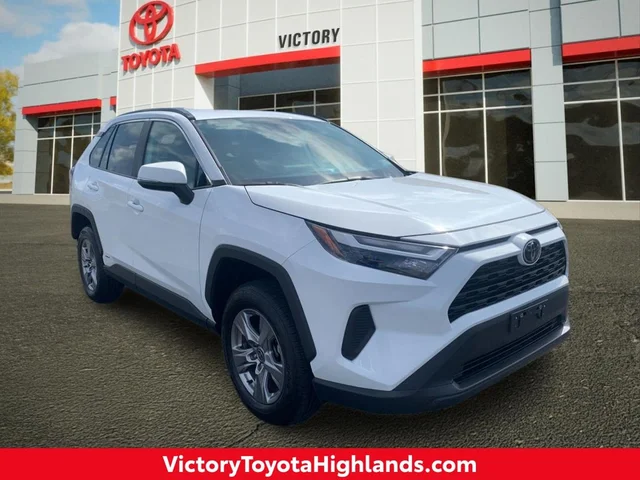 2025 Toyota RAV4 Hybrid XLE