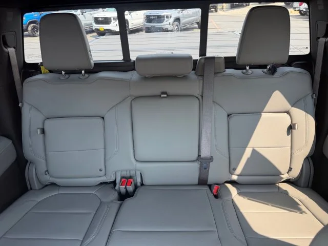 Used 2021 Gray Chevrolet LTZ image 23