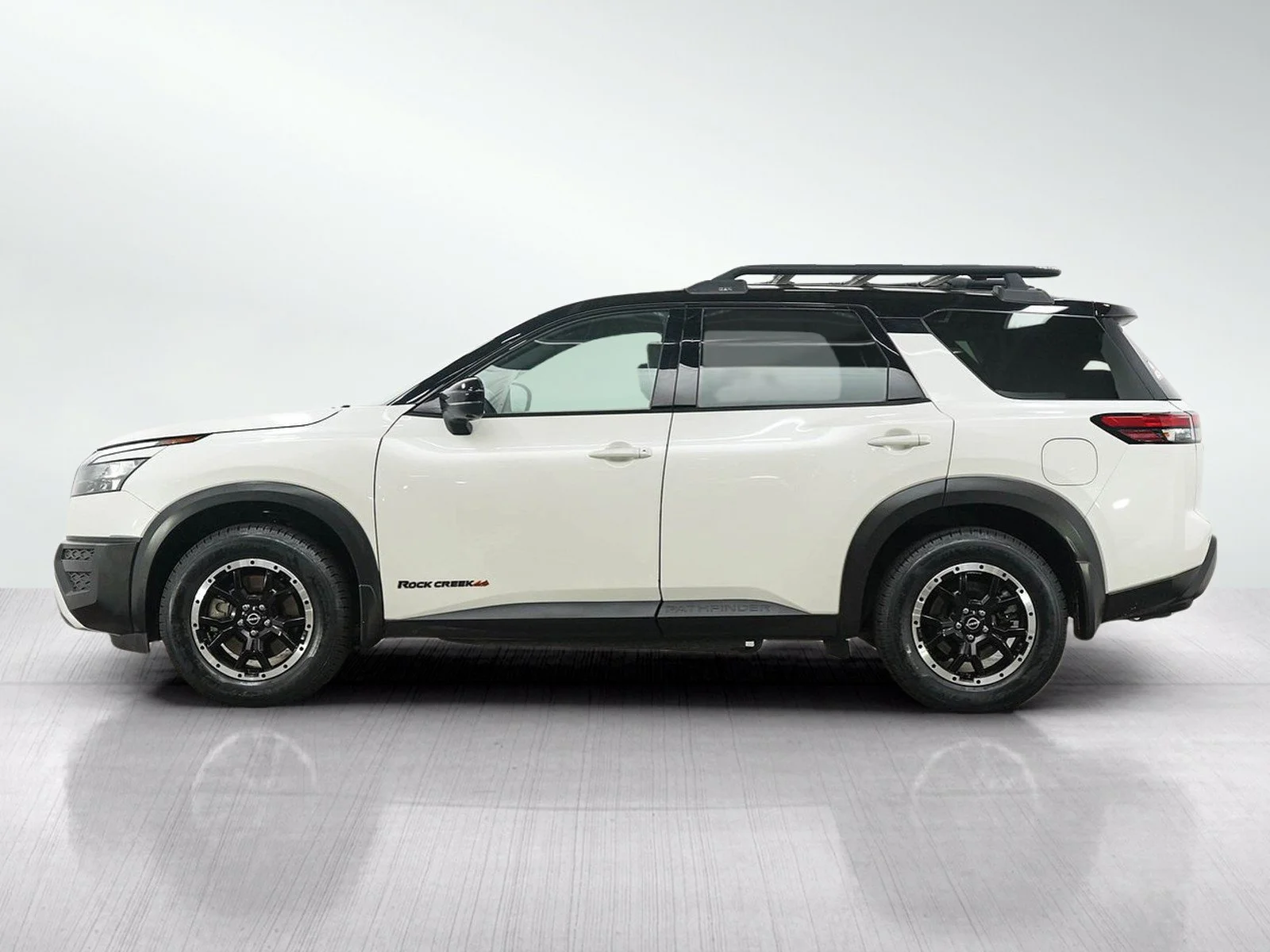 Used 2024 Nissan Pathfinder Rock Creek with VIN 5N1DR3BD2RC226590 for sale in Burnsville, Minnesota