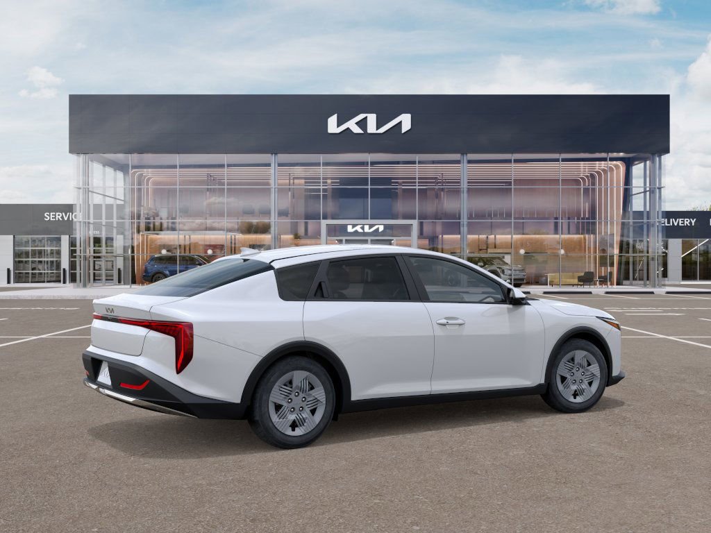 New 2025 Snow White Pearl Kia LX image 7