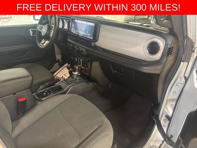 2024 Jeep Wrangler 4-Door Sahara - Photo 34