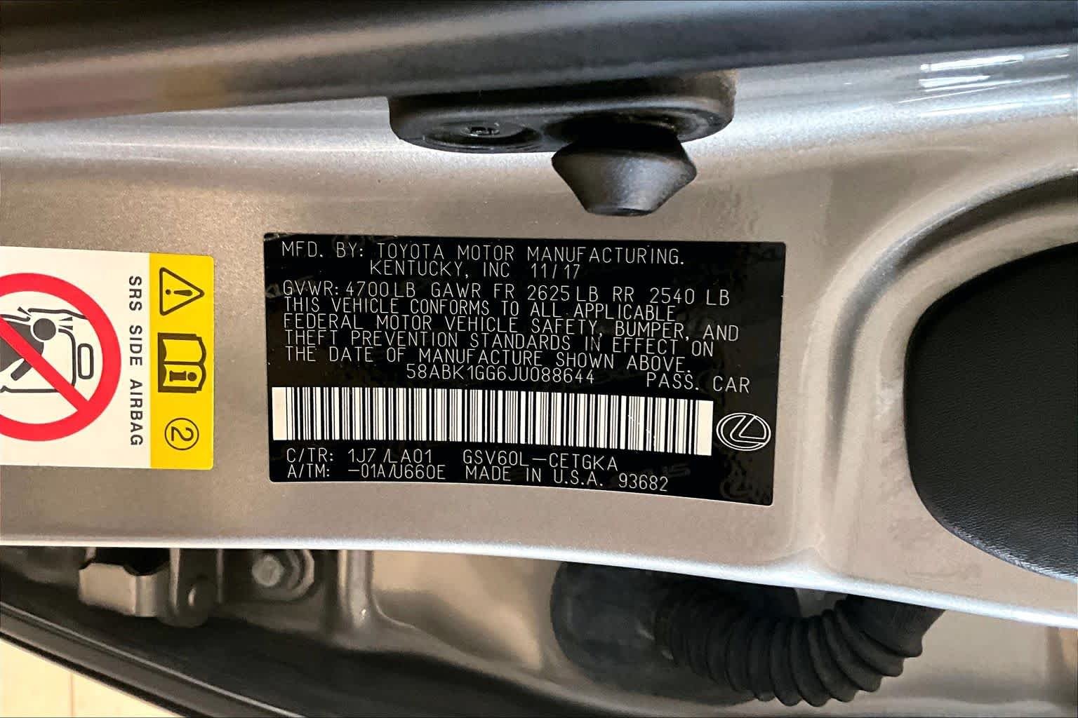 Used 2018 Atomic Silver Lexus  image 31