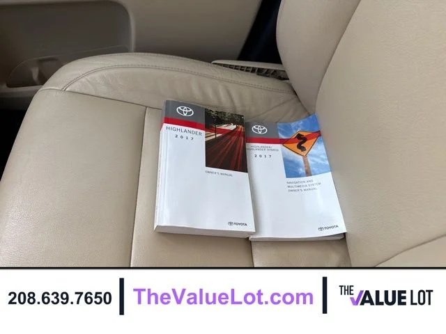 Used 2017 Red Toyota LE Plus image 27