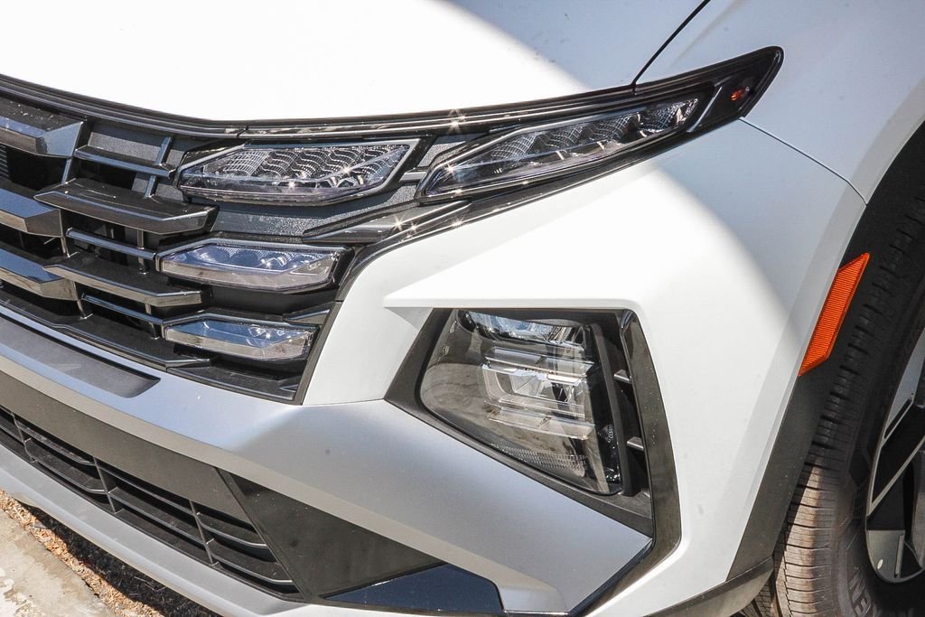 New 2026 White Hyundai SEL image 4