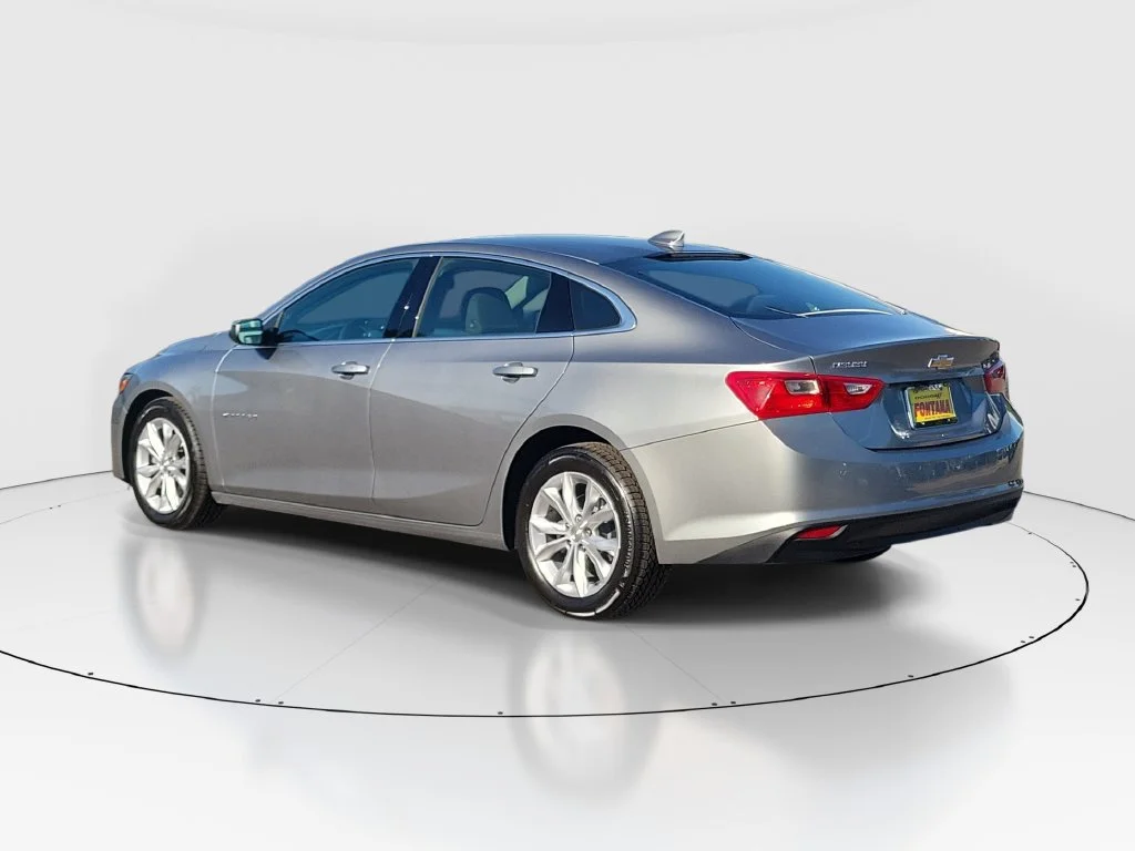 Used 2025 Gray Chevrolet LT image 3