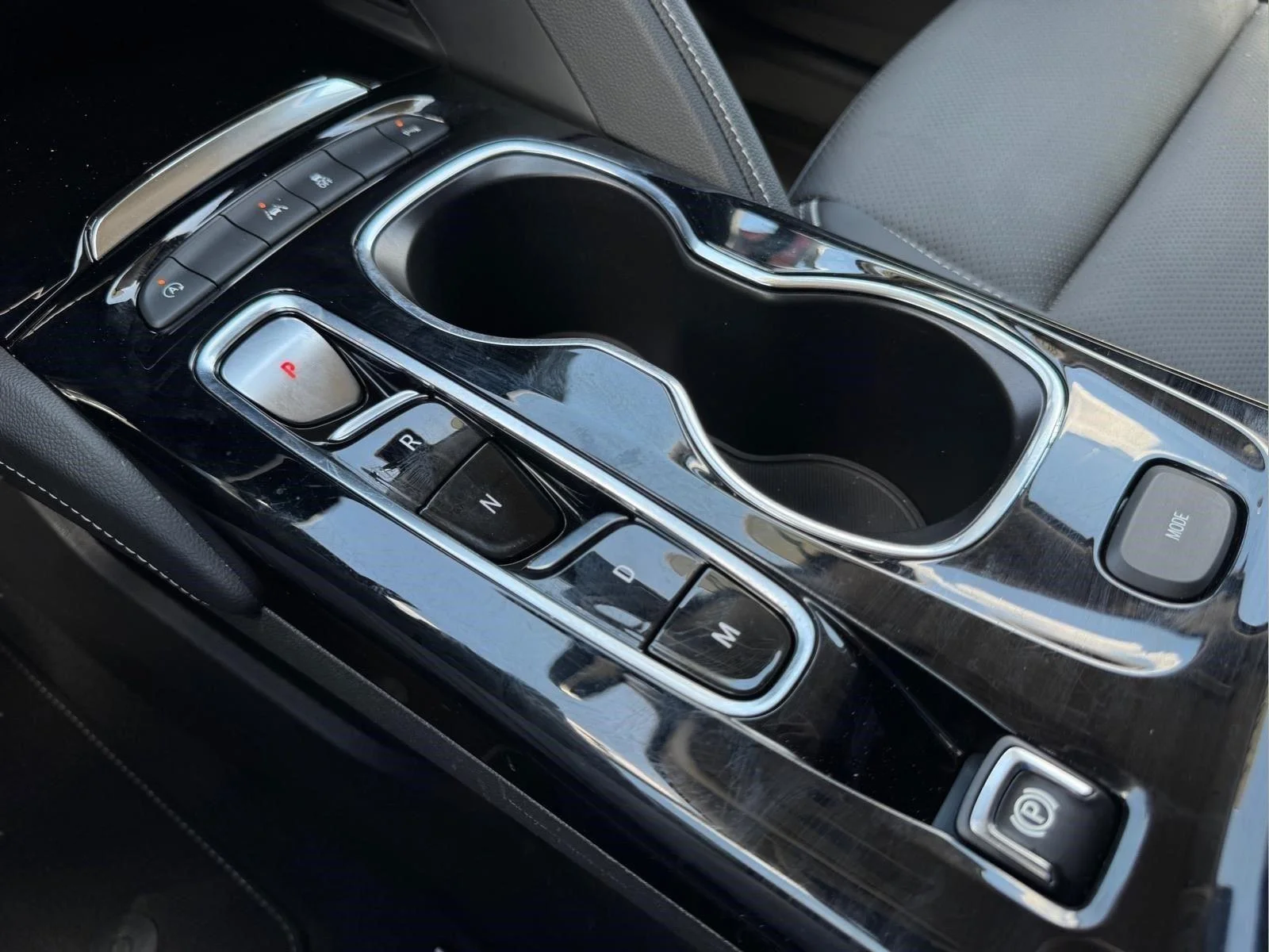 Used 2023 Cinnabar Metallic Buick Essence image 20