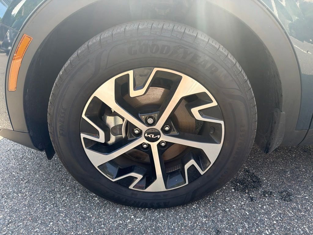 Certified Used 2025 Blue Kia EX image 24