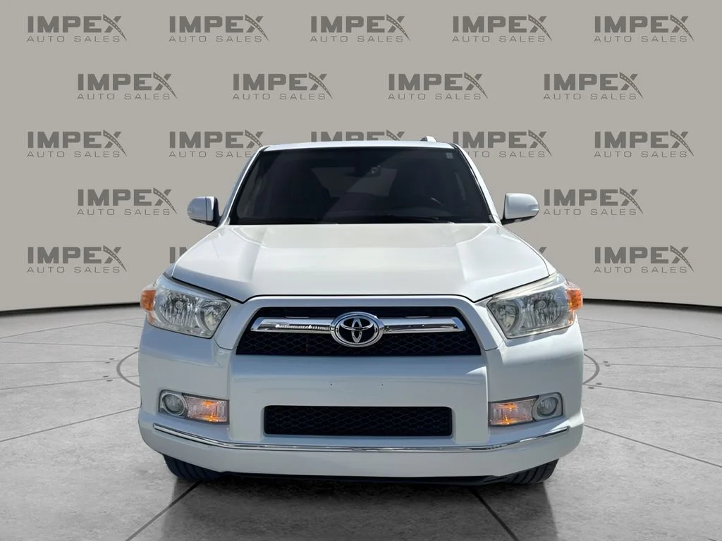 Used 2010 White Toyota SR5 image 8