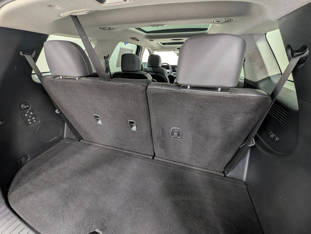 Certified Used 2024 Moonlight Cloud Hyundai Limited image 22