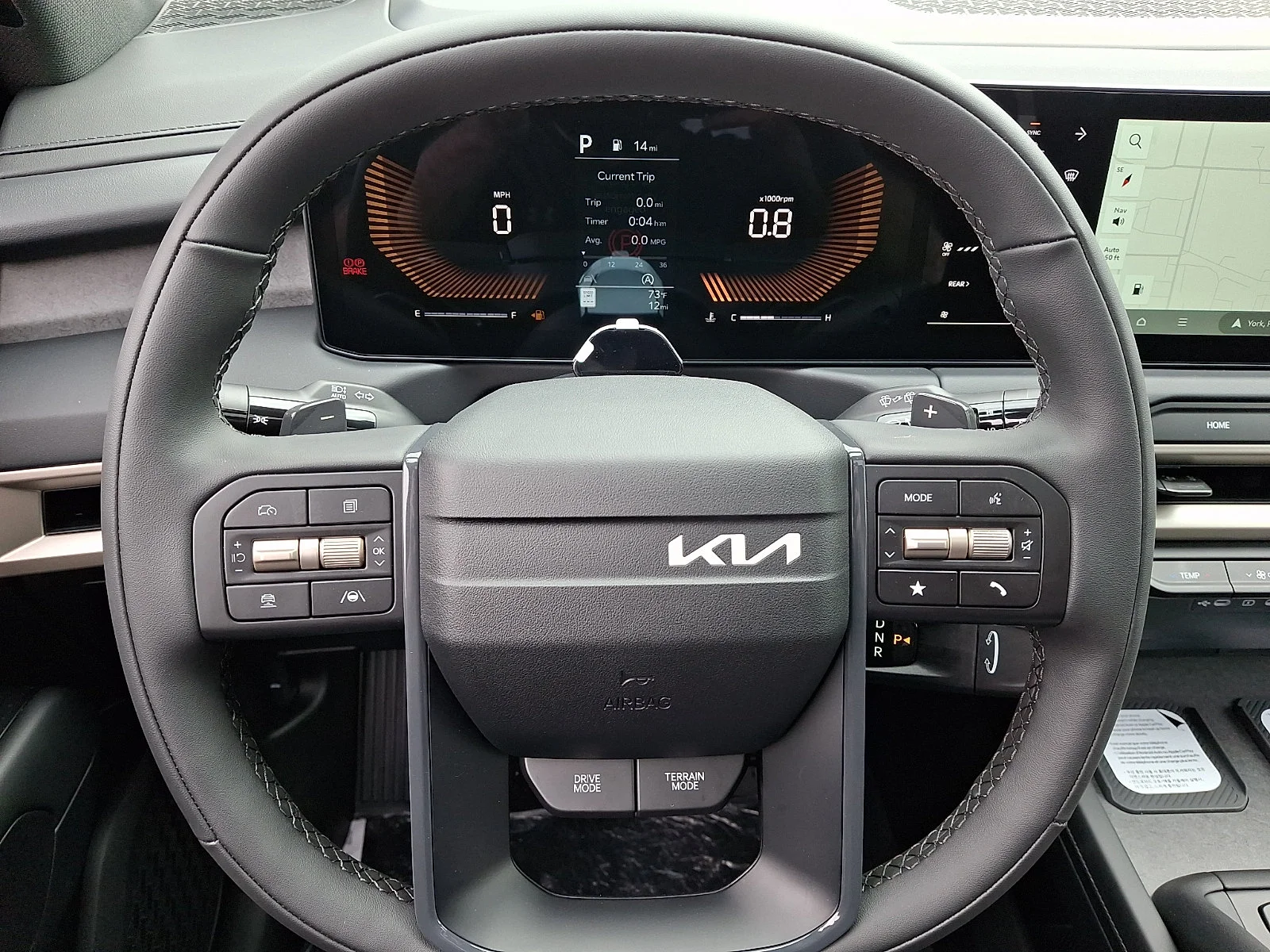 New 2027 Silver Kia S image 16