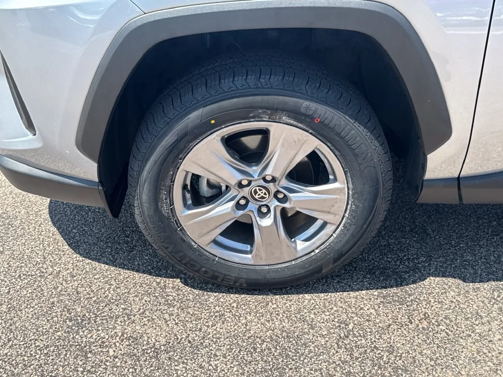 Used 2025 Silver Toyota XLE image 40