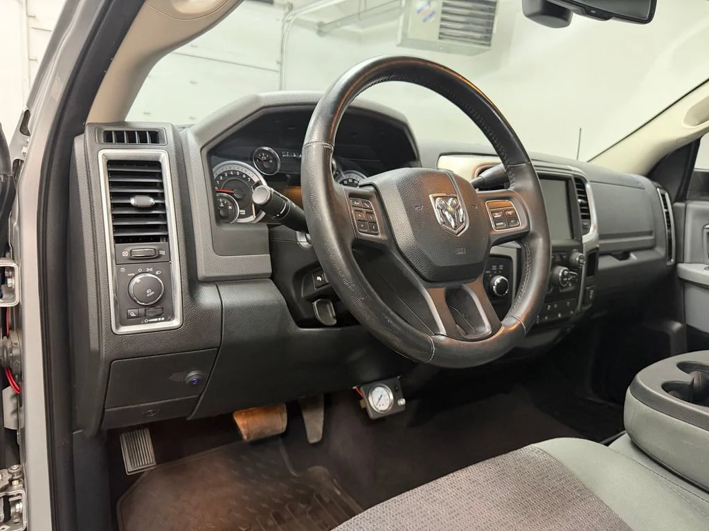Used 2015 Bright Silver Metallic Clearcoat Ram Big Horn image 4