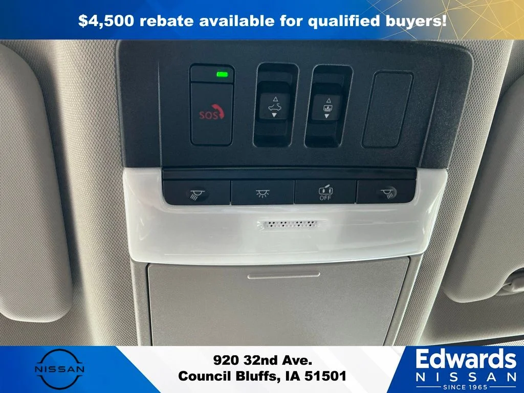 New 2026 Boulder Gray Pearl / Super Black Two-tone Nissan Platinum image 33