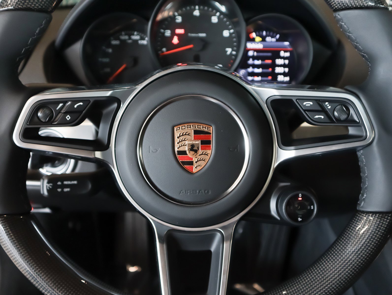 2025 Porsche 718 - Photo 15