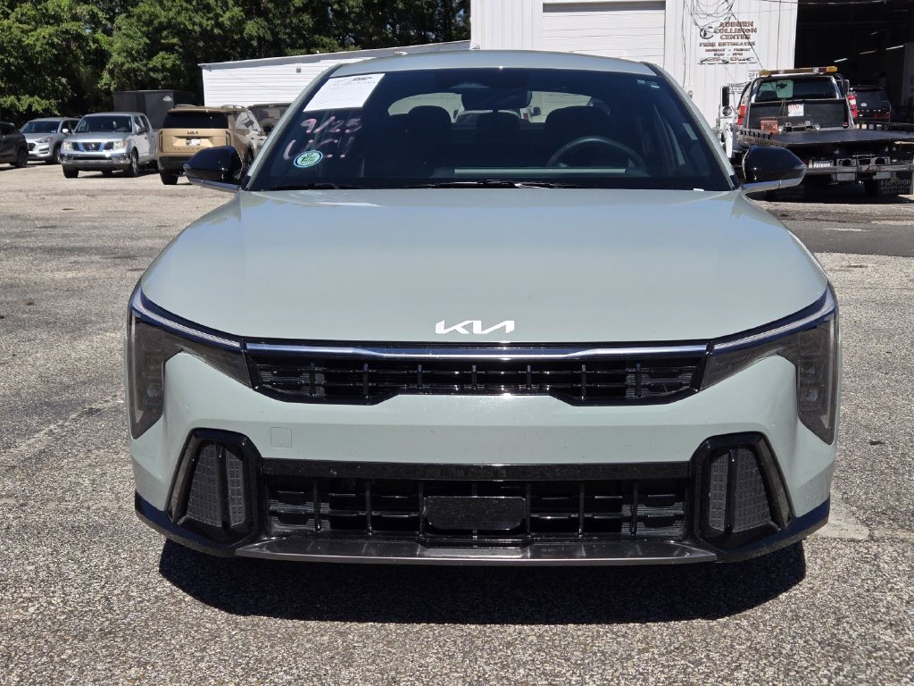 Used 2025 Gray Kia GT-Line image 7