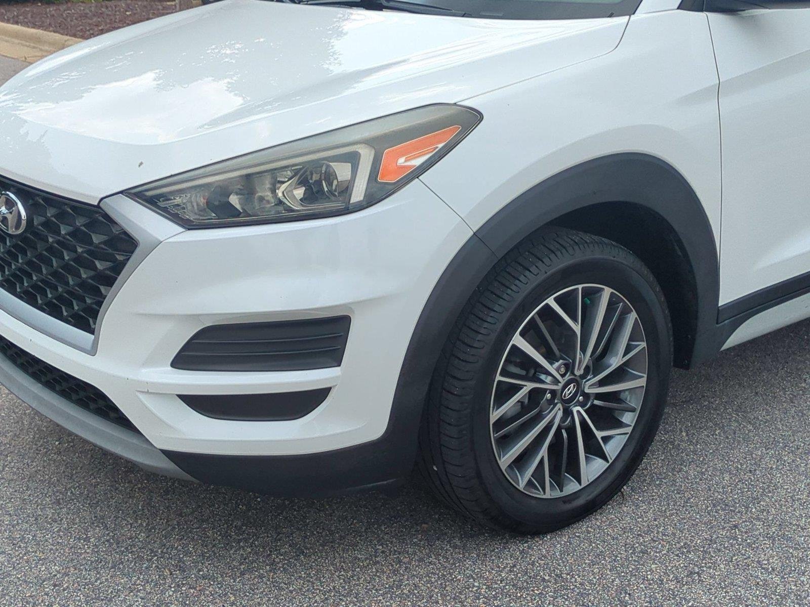 Used 2019 White Pearl Hyundai SEL image 9