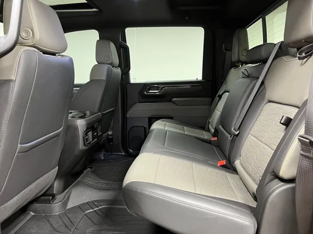 Used 2024 Red Chevrolet ZR2 image 43